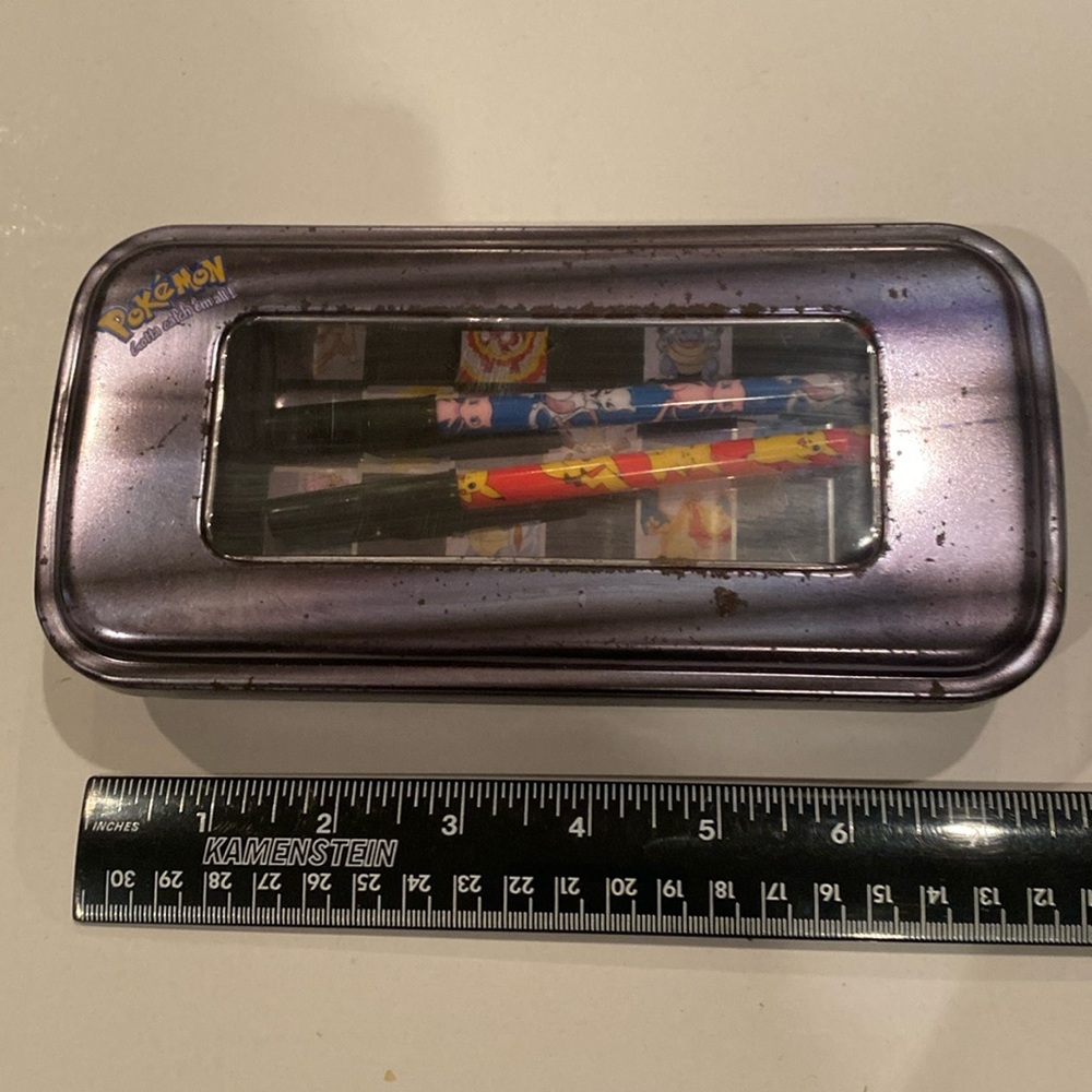 Vintage 1999 Nintendo Pokemon Purple Metal Pen & Pencil Case w/ 3 Pokemon pens